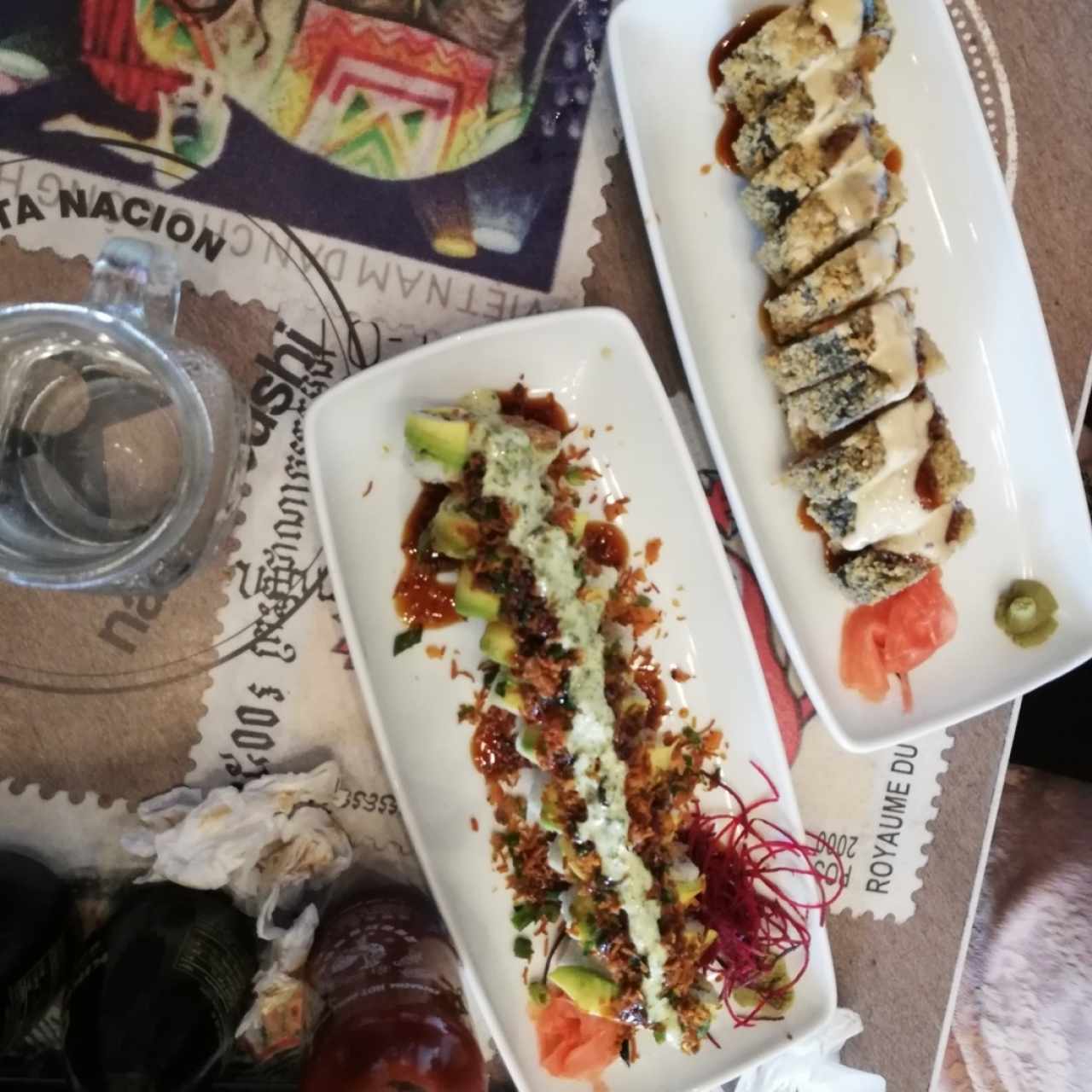 Sushi pizza de salmón