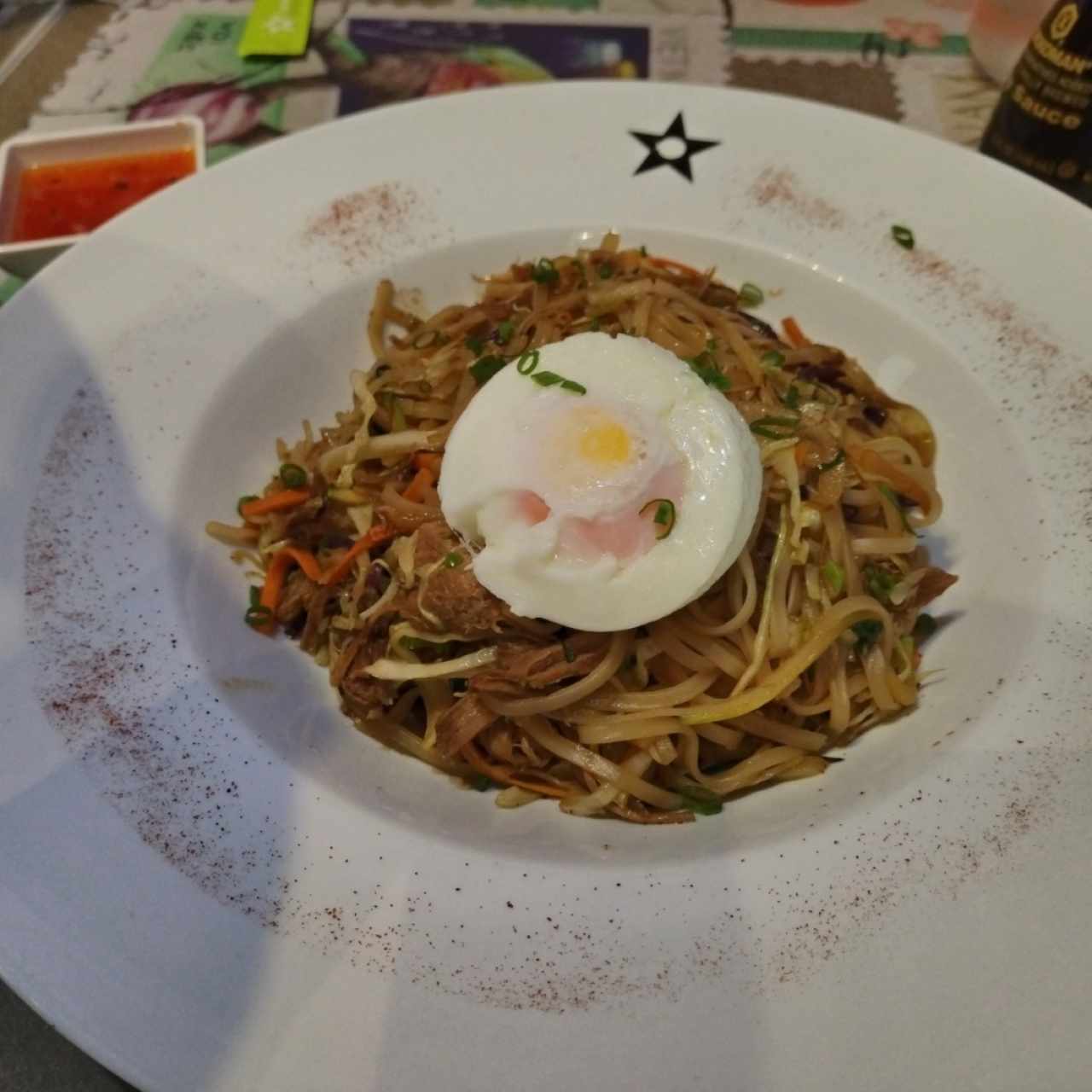 Pasta de Fideos de Arroz Tahi con Cerdo