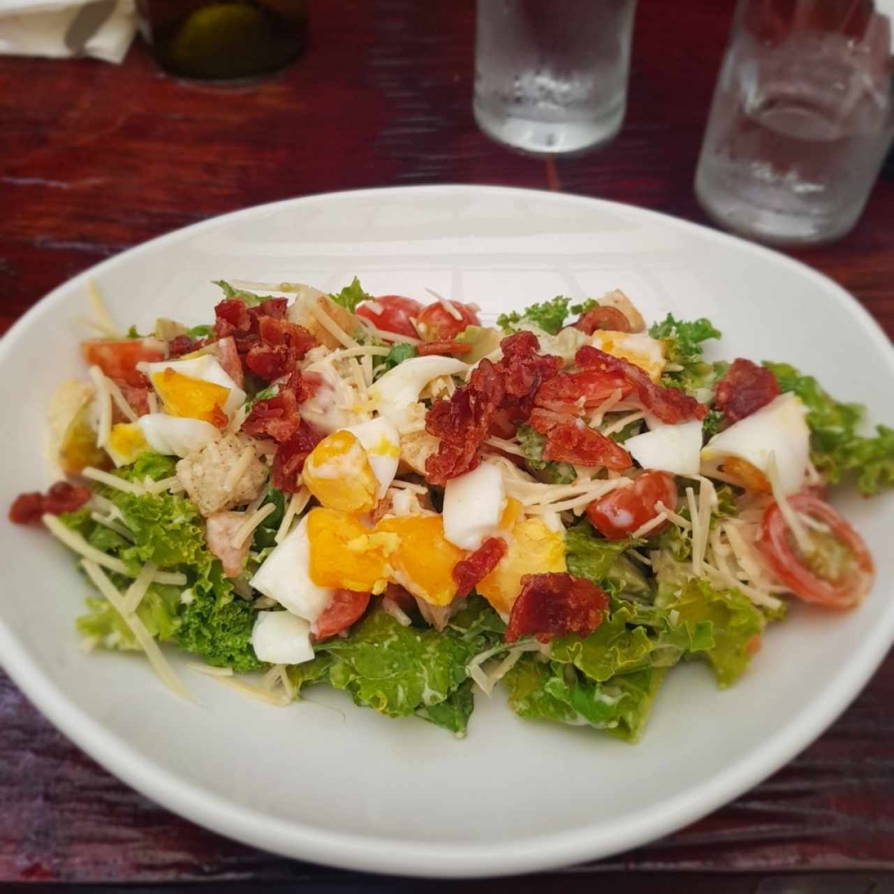 Ensalada - Kale caesar salad