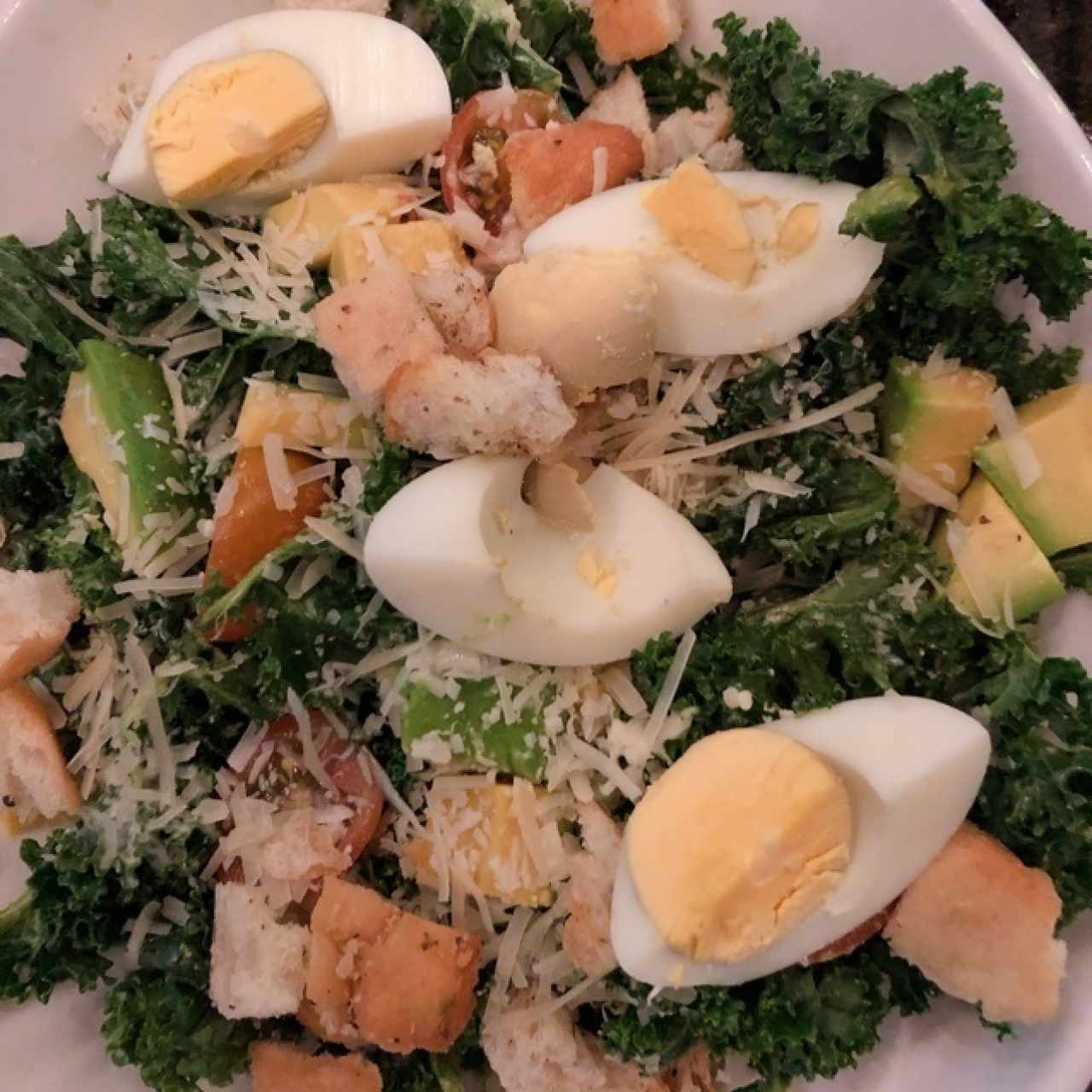 Ensalada - Kale caesar salad