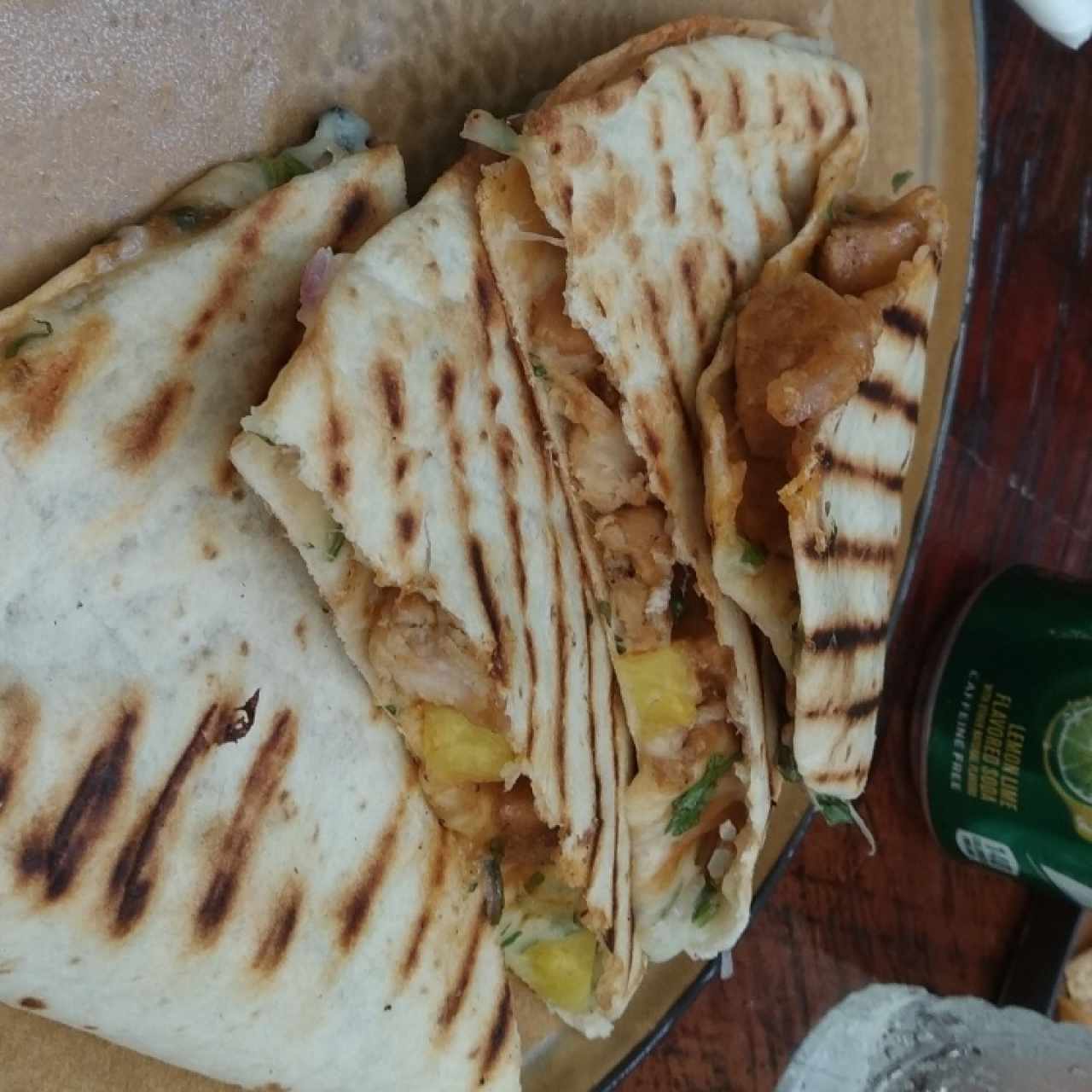 Quesadilla de pollo bbq