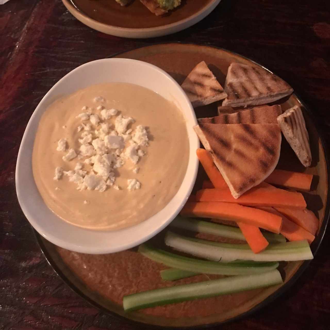 Tzaziki o hummus