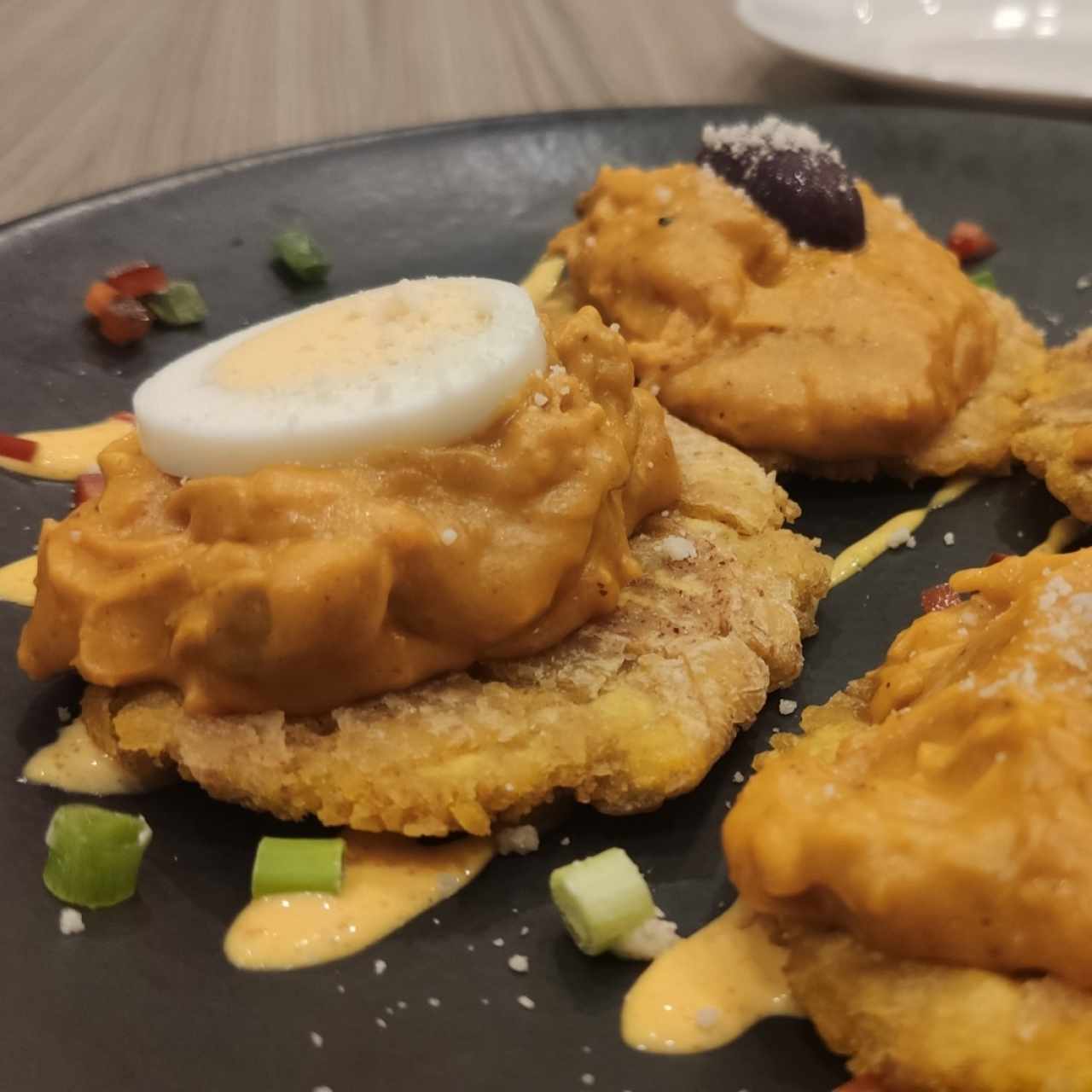 PATACONES - Aji de gallina