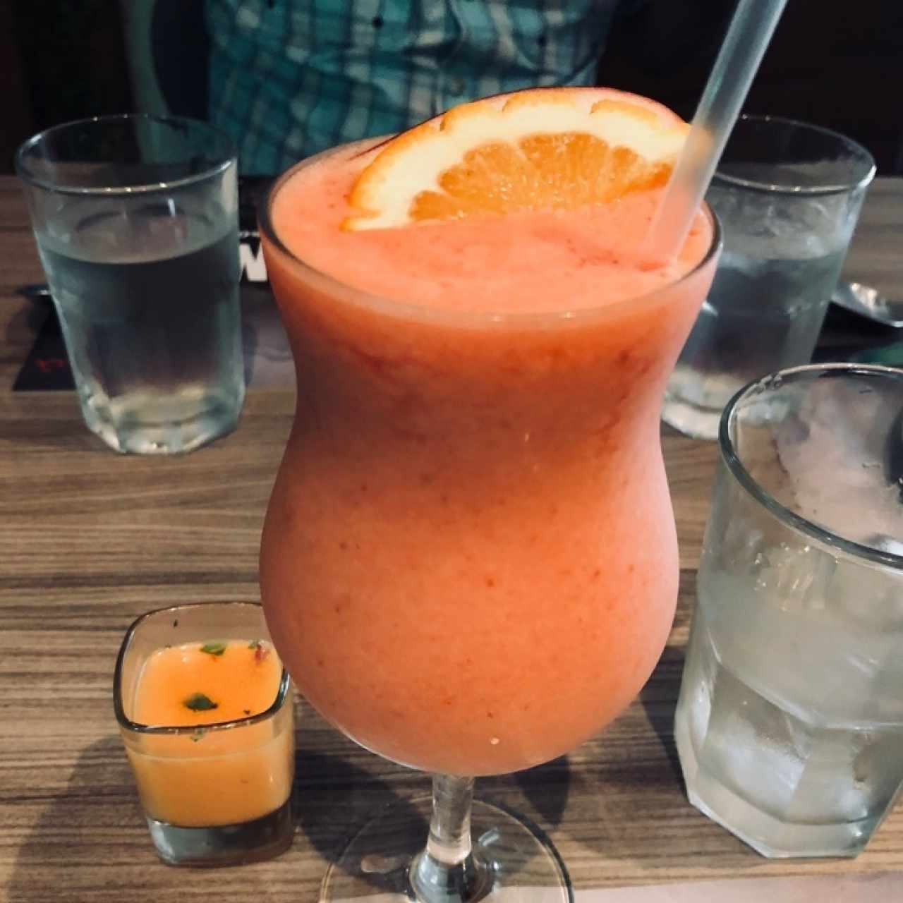 Ponche de Frutas (mango, fresa, piña)