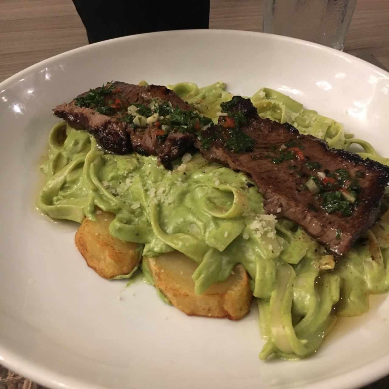 fettucini con churrasco