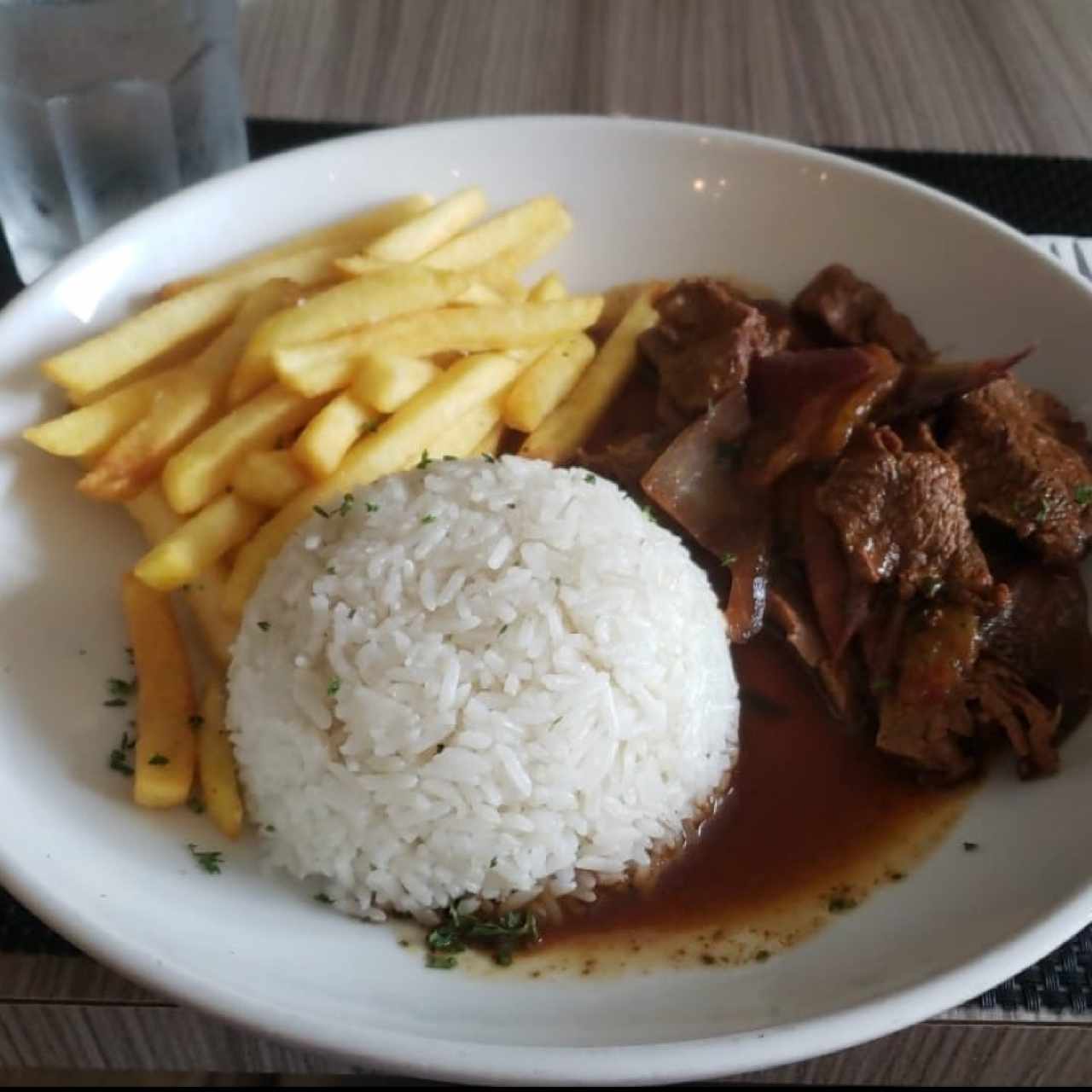 lomo saltado