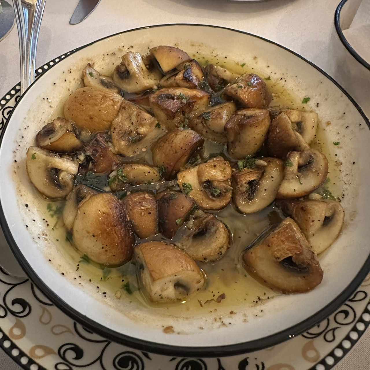 Funghi Aglio e Olio