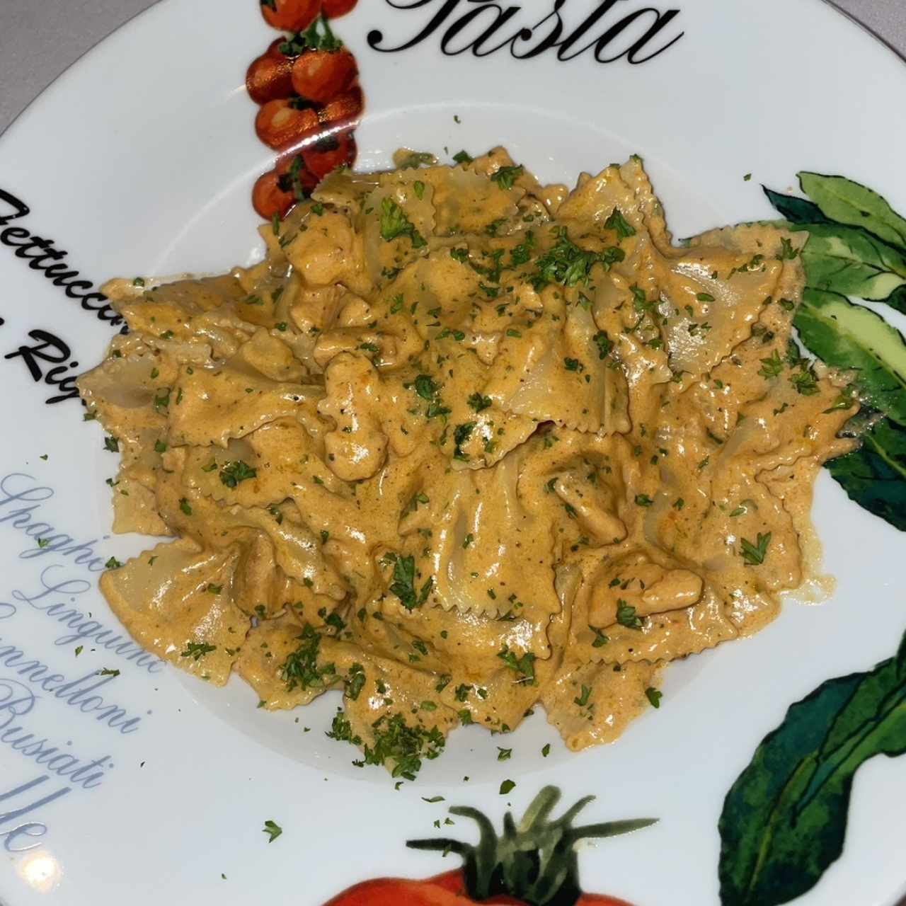 Farfalle Al Salmone e Vodka