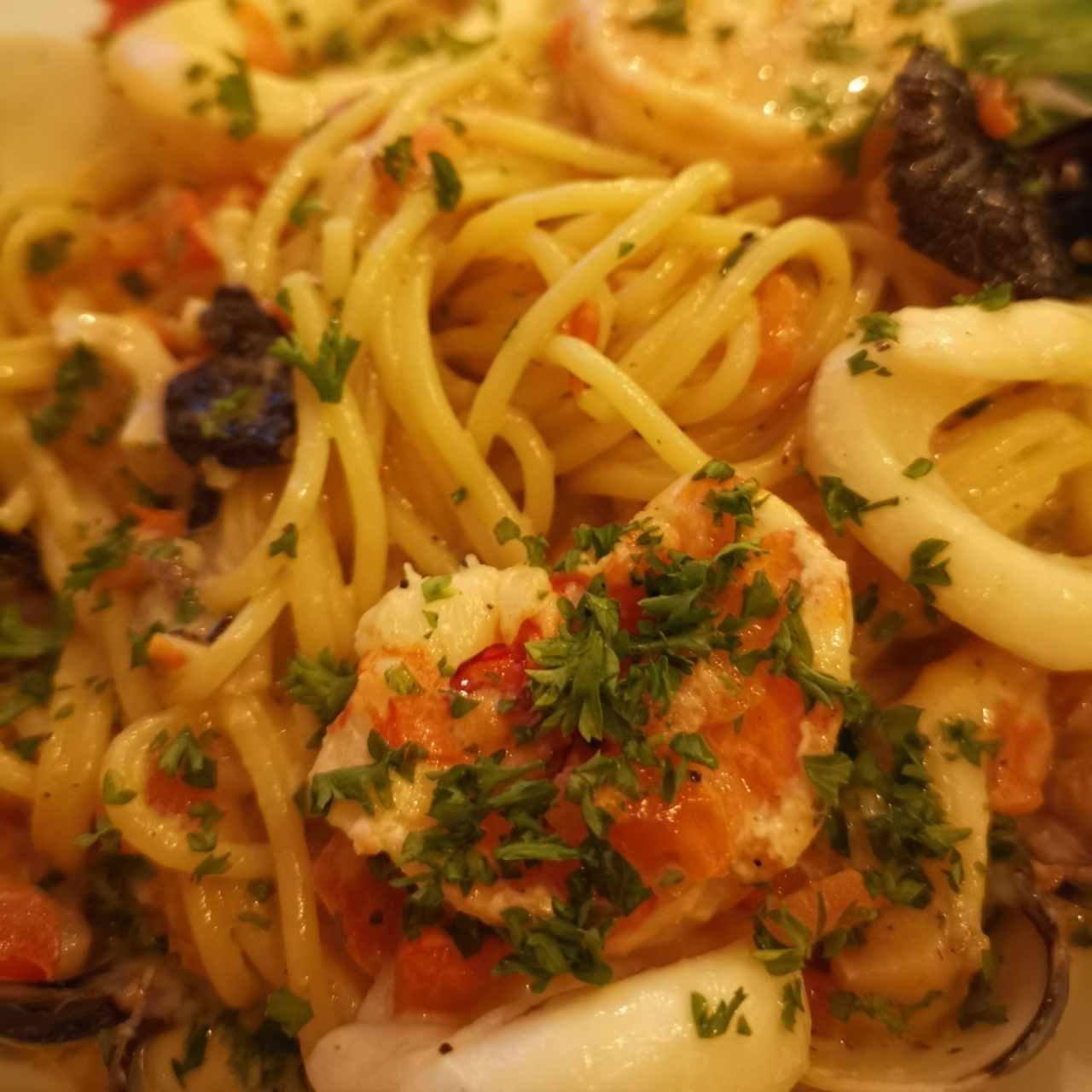 SPAGUETTI FRUTTI DI MARE