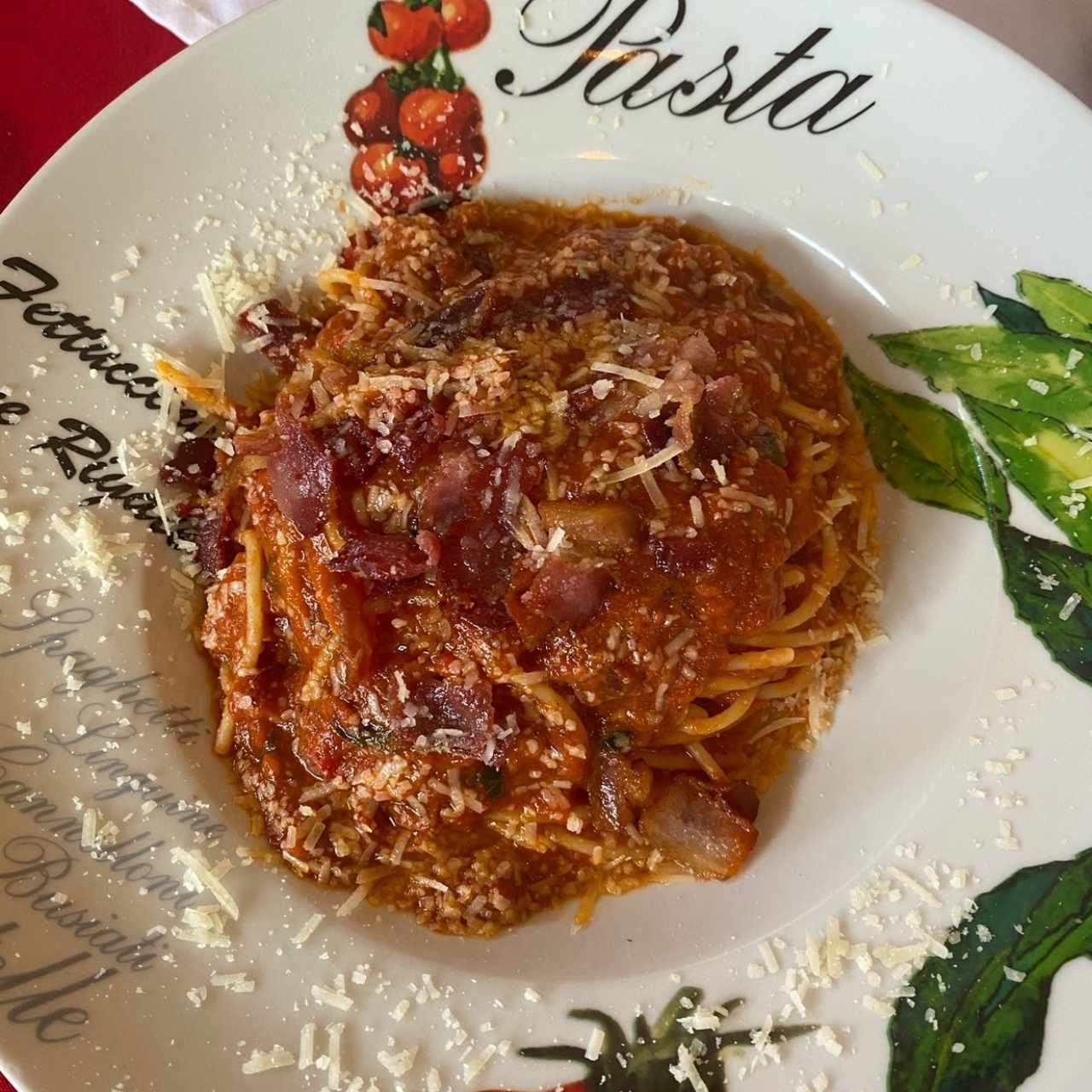 spaguetti a la amatriciana