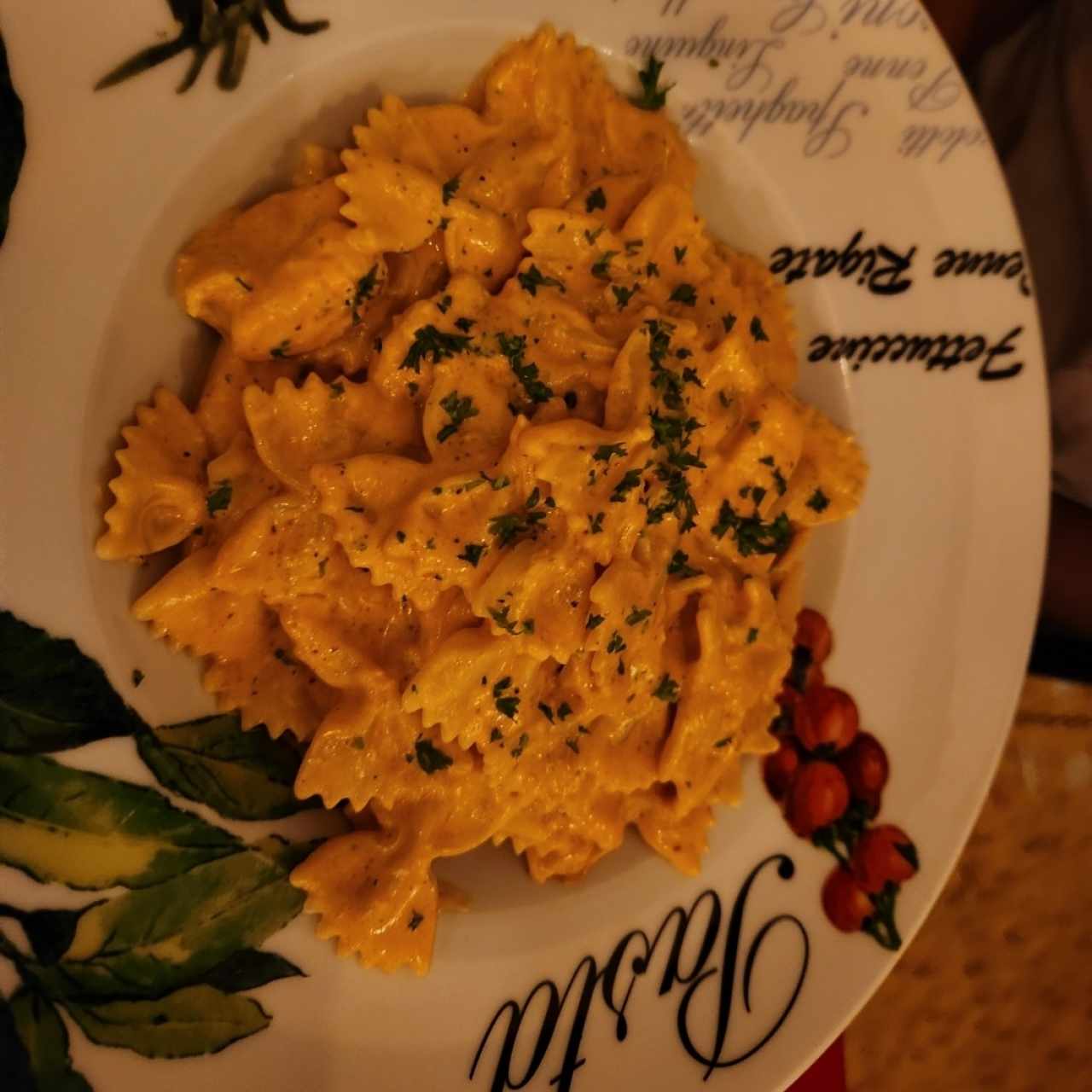 Farfalle Al Salmone e Vodka