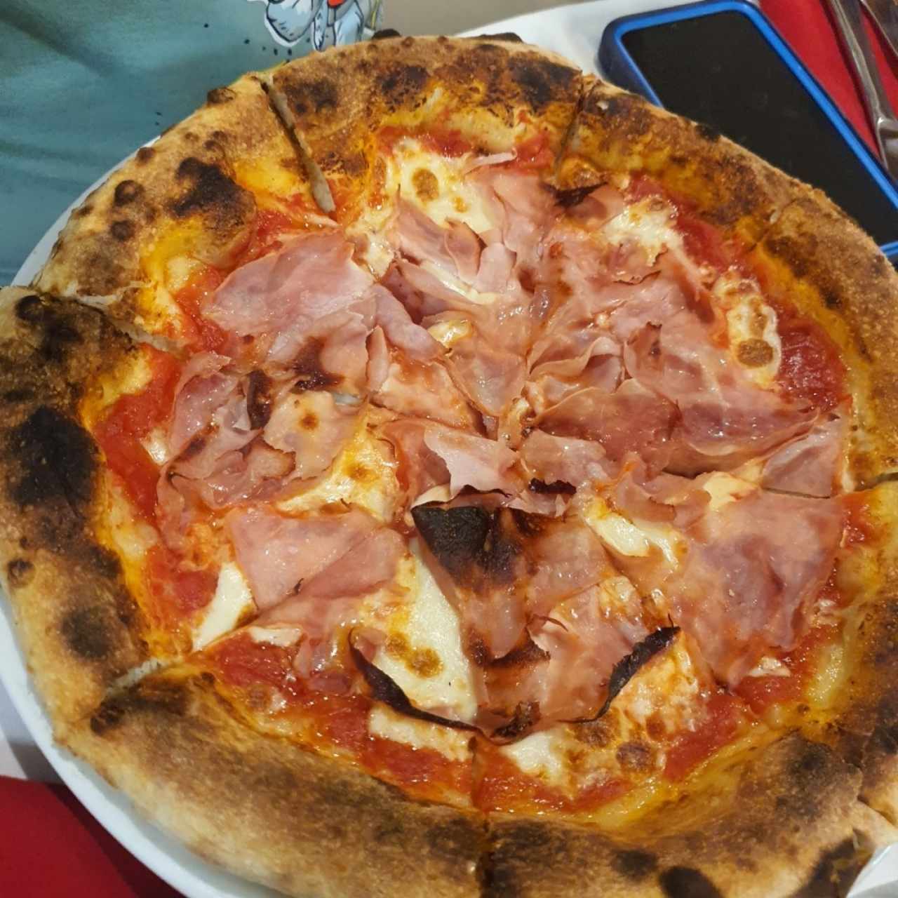 pizza de jamón con queso