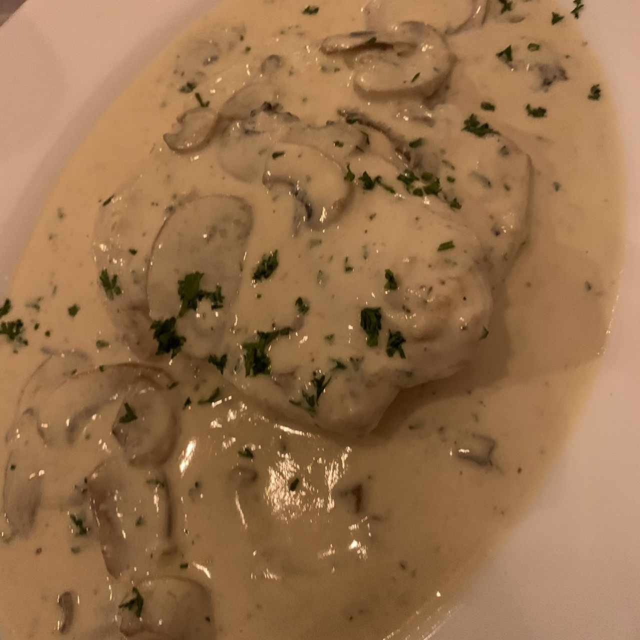 Pechuga de Pollo Al Funghi