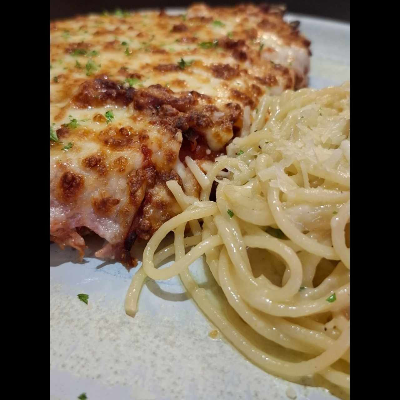 Milanesa de res Napolitana