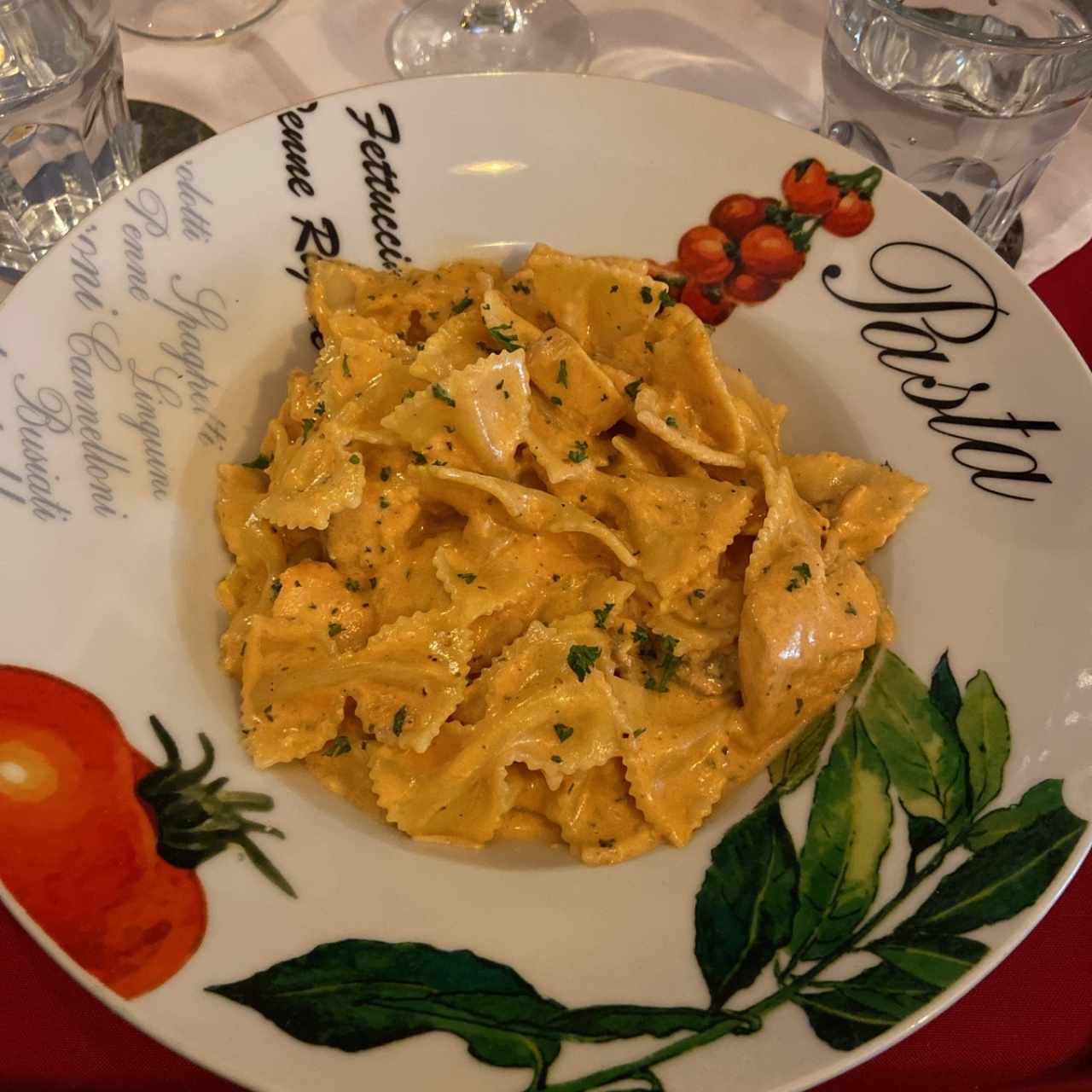 Farfalle Al Salmone e Vodka