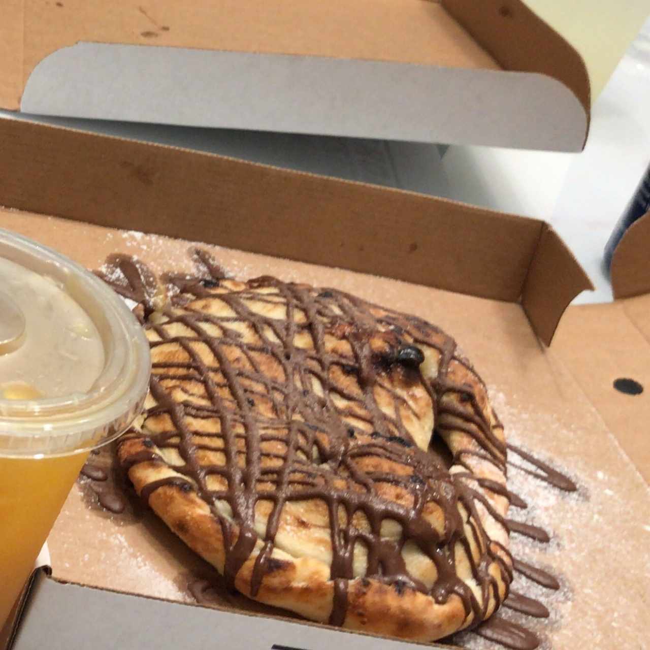 POSTRES - CALZONE DE NUTELLA