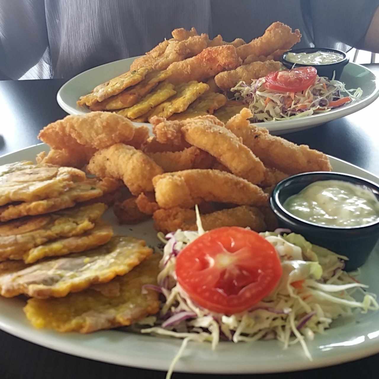 Deditos de Corvina con Patacones