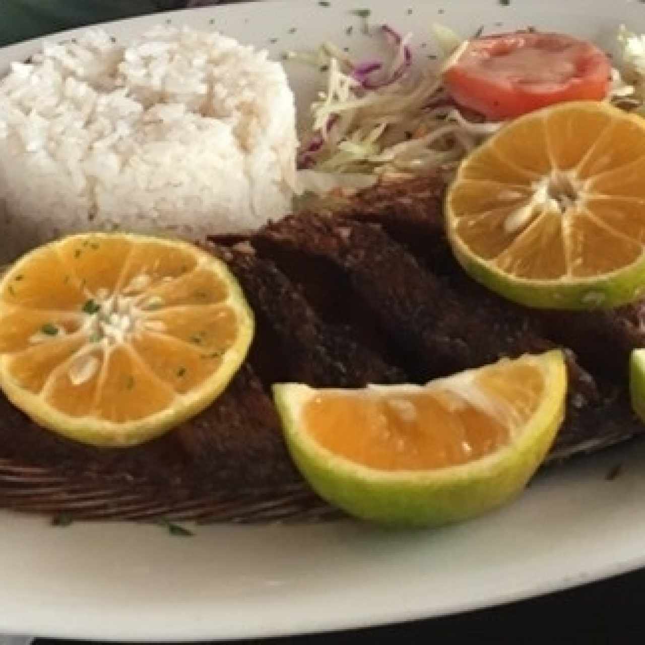 Pargo con arroz de coco