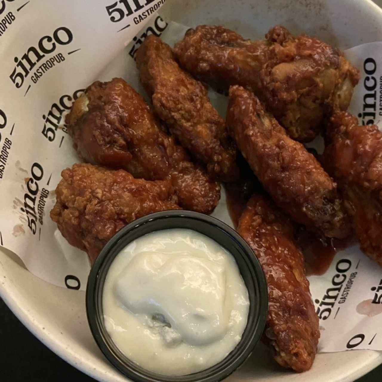 WINGS - STRAWBERRY-CHOMBO WINGS