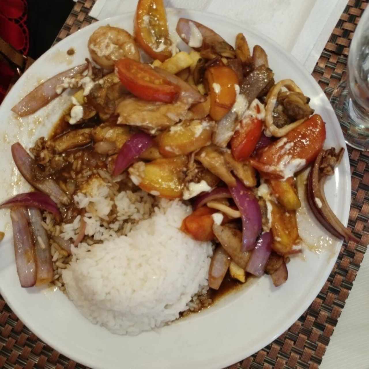 Saltado de Mariscos