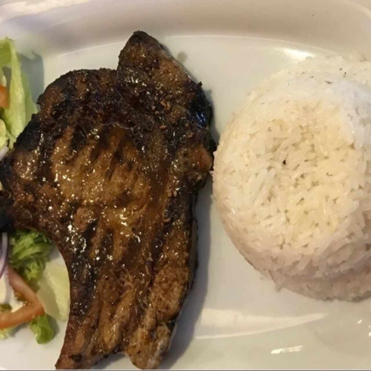 Chuleta a la Parrilla con Arroz