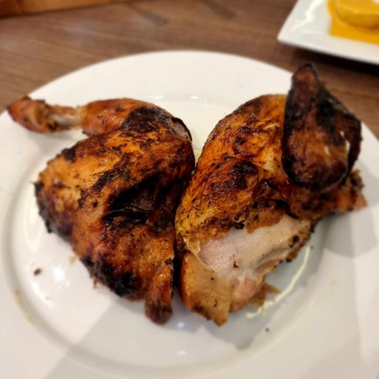 1/2 Pollo a las Brasas