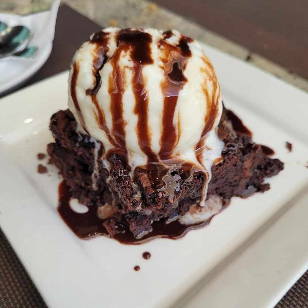 Brownie con Helado