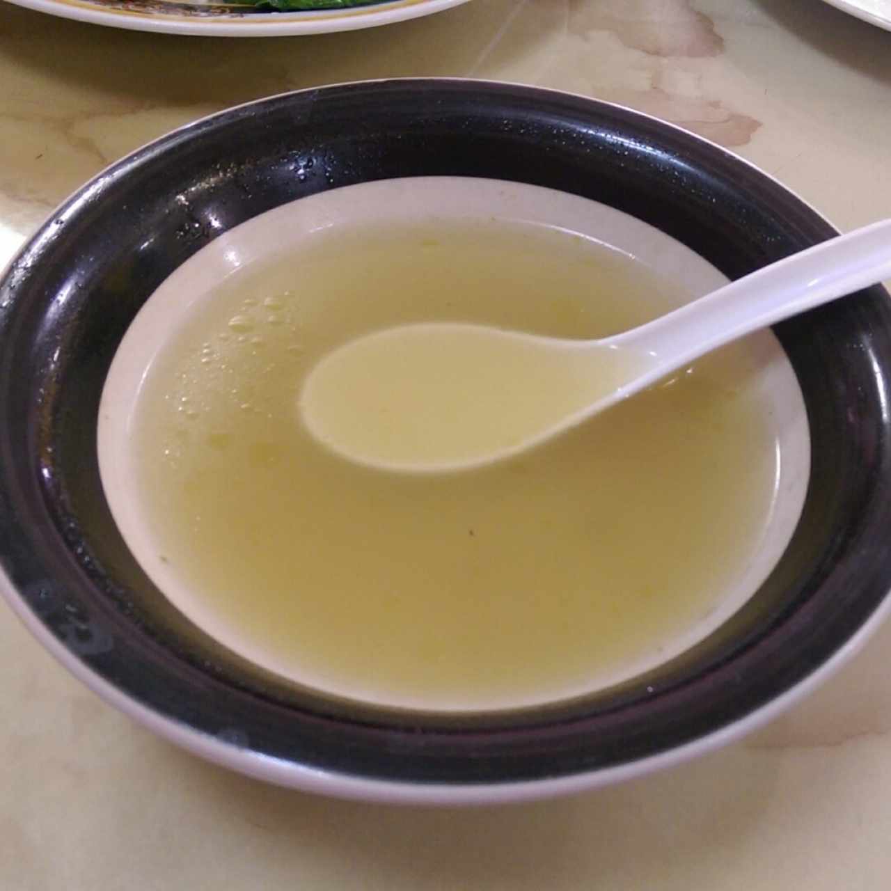 Caldo de cortesía