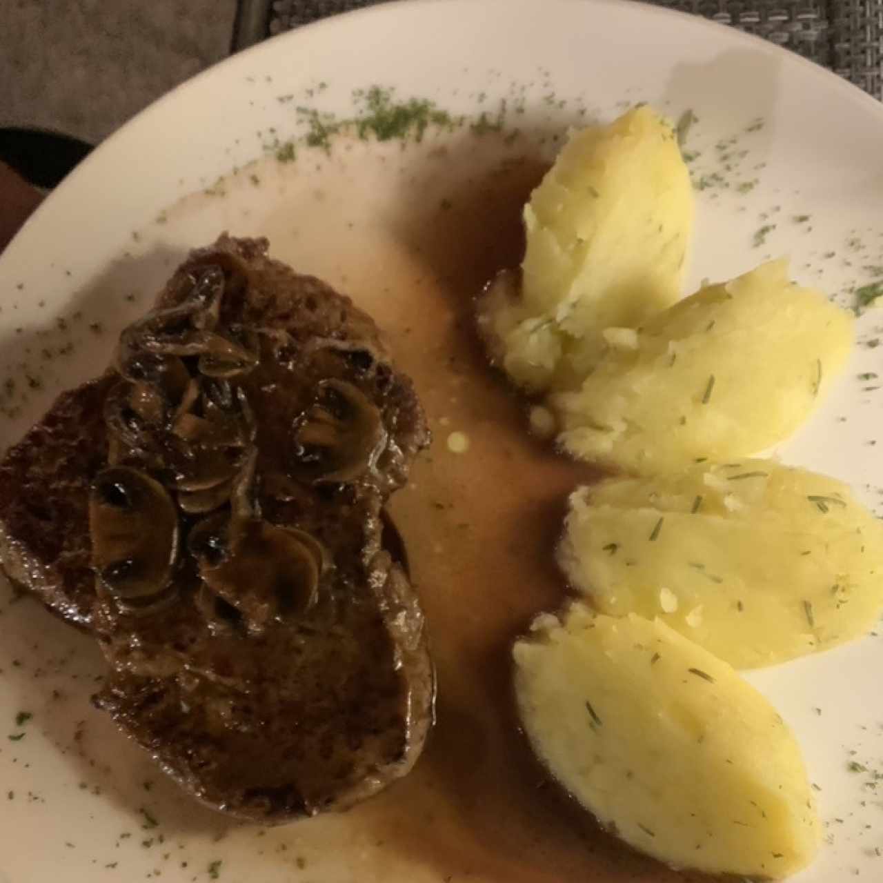 Entraña con Crema de Patatas