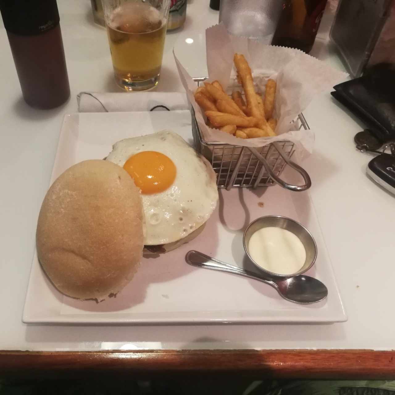 hamburguesía (1/2lb)