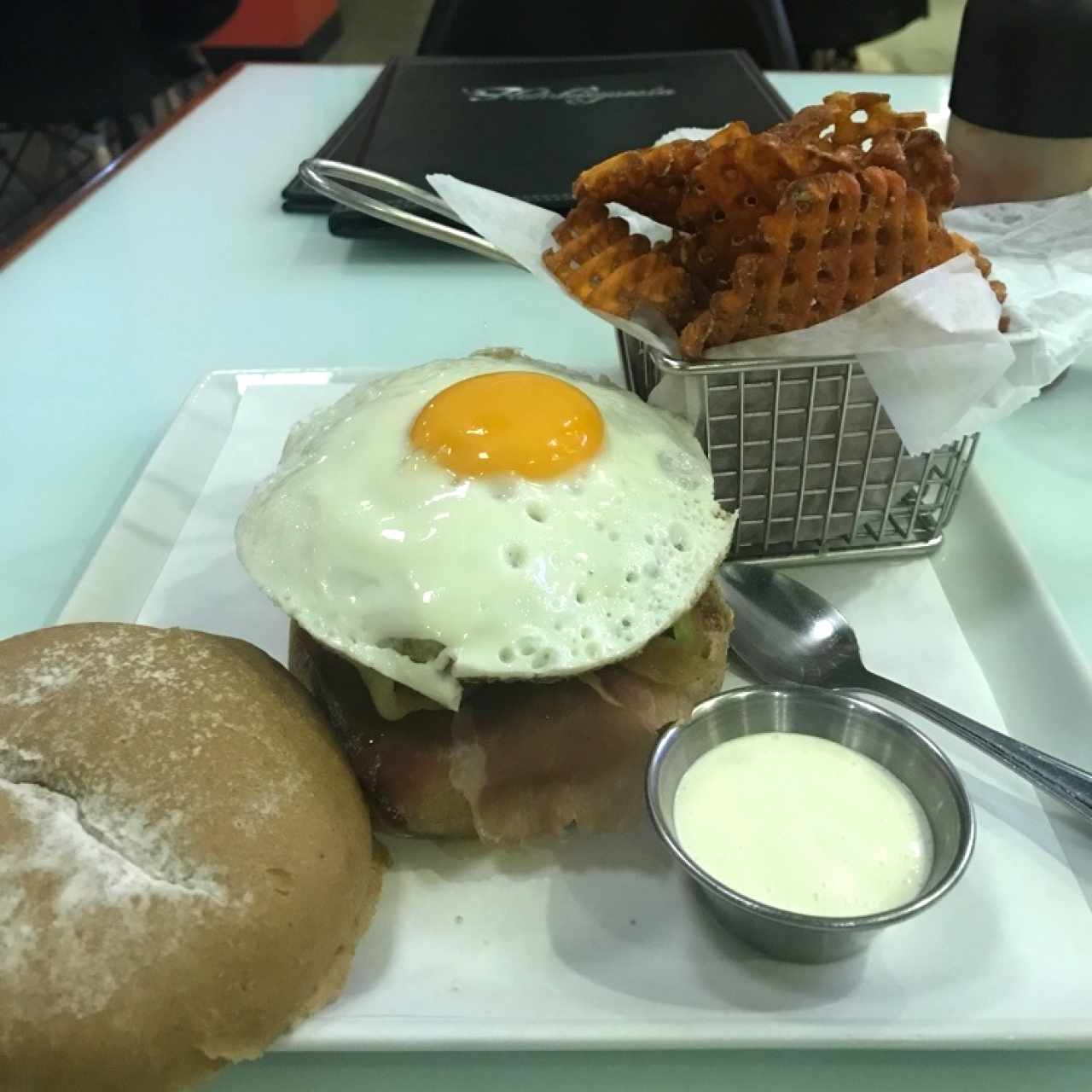 Recomendaciones - Hamburguesía (1/4 lb)