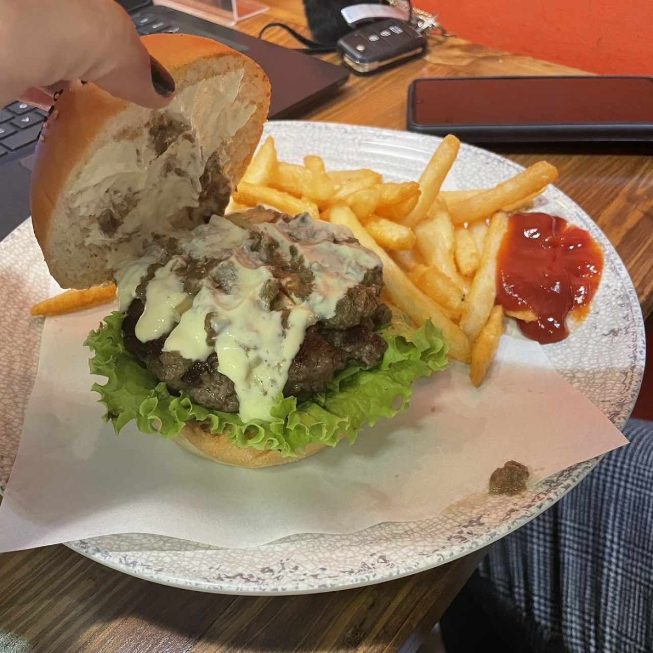 Recomendaciones Hamburguesas - Parisina