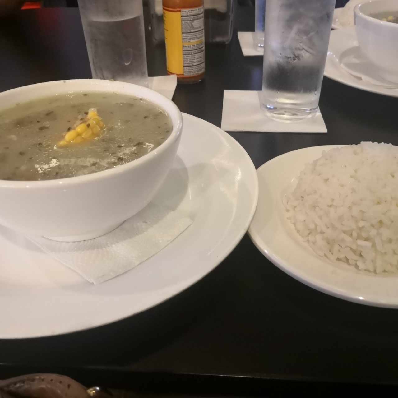 sancocho con arroz blanco