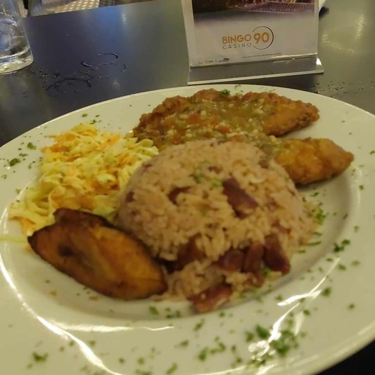 filete  de pescado con arroz 