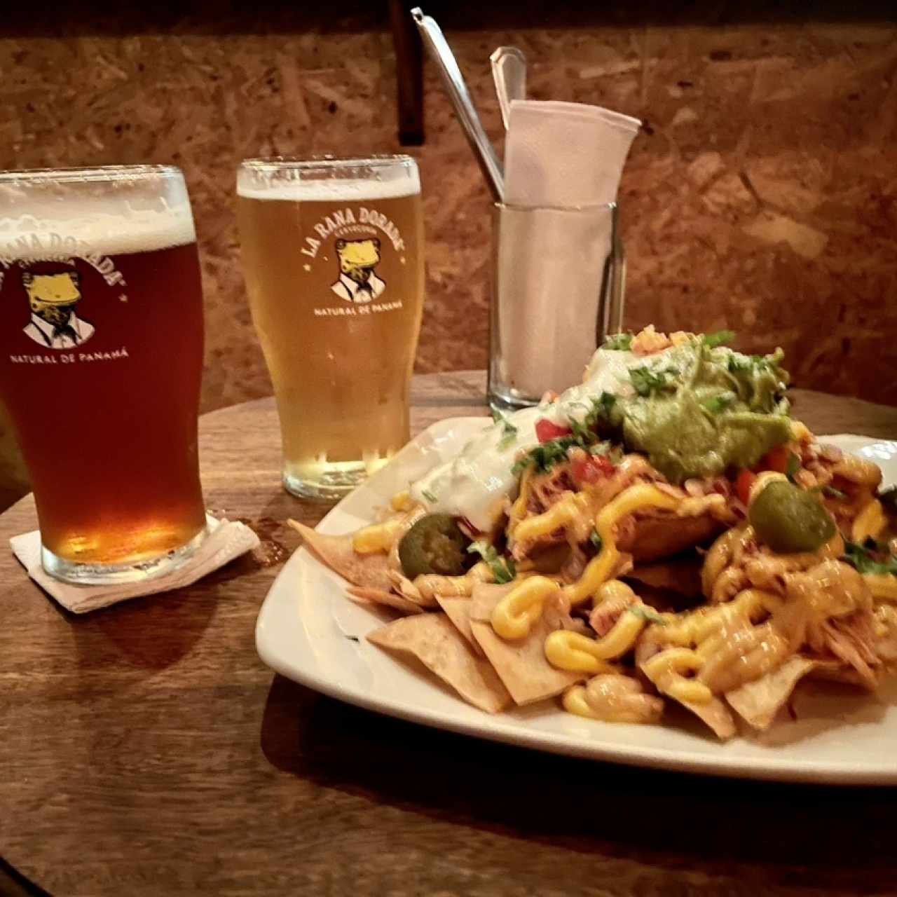 Nachos y cervezas 