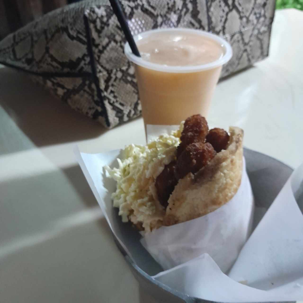 arepa con camarón 