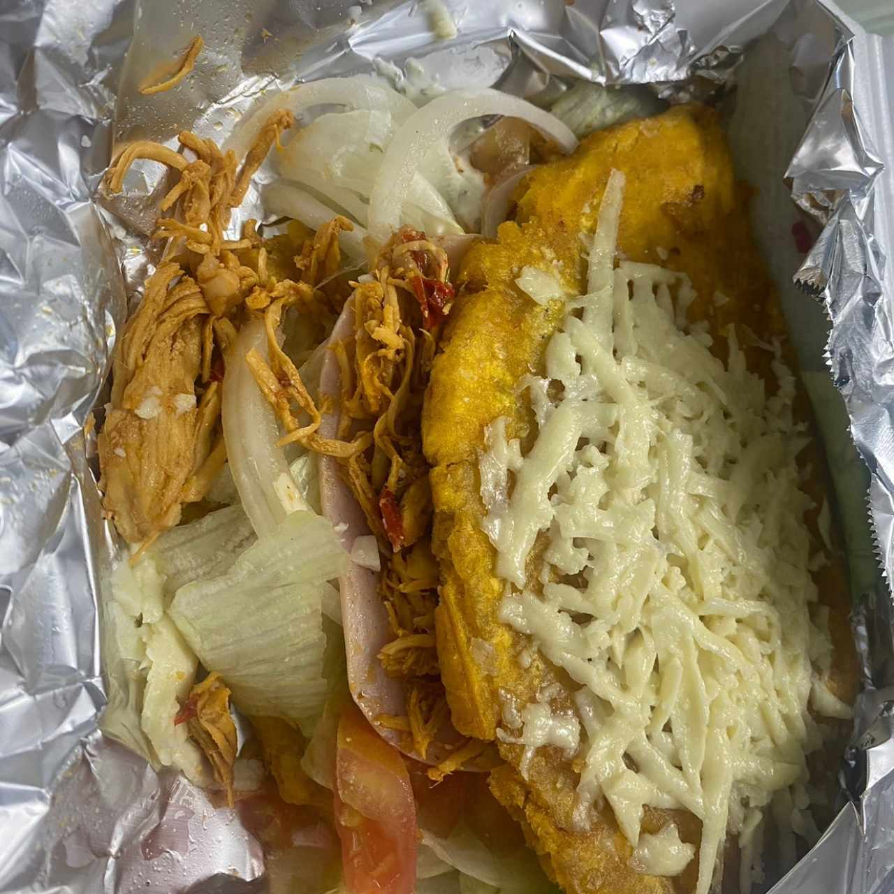 Patacon con pollo