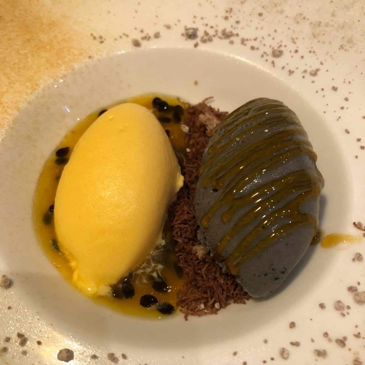 Helado de maracuya y sesamo