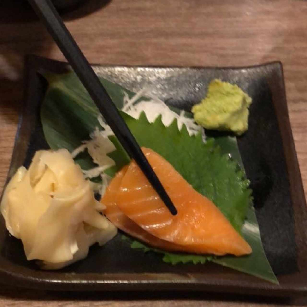 Sashimi de salmón