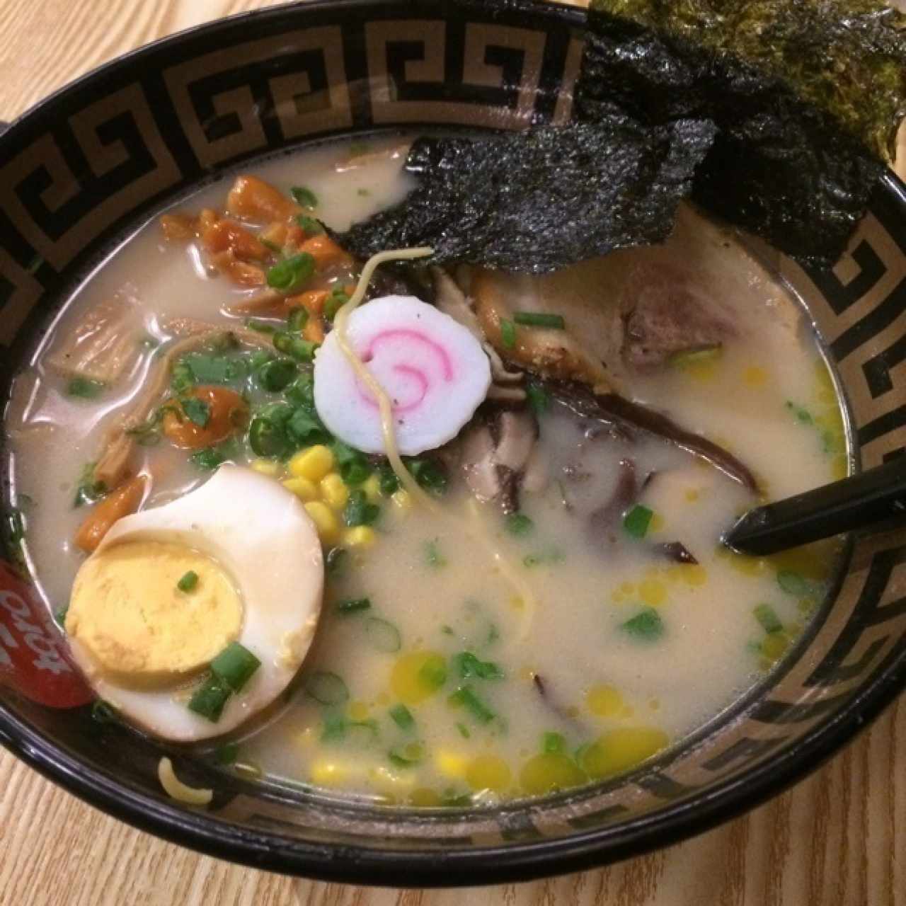 Ramen Kotteri Tonkutsu