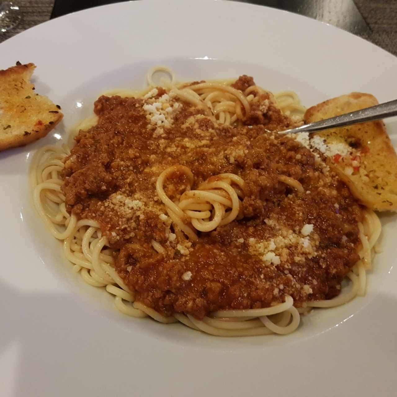 Spaghetti a la boloñesa