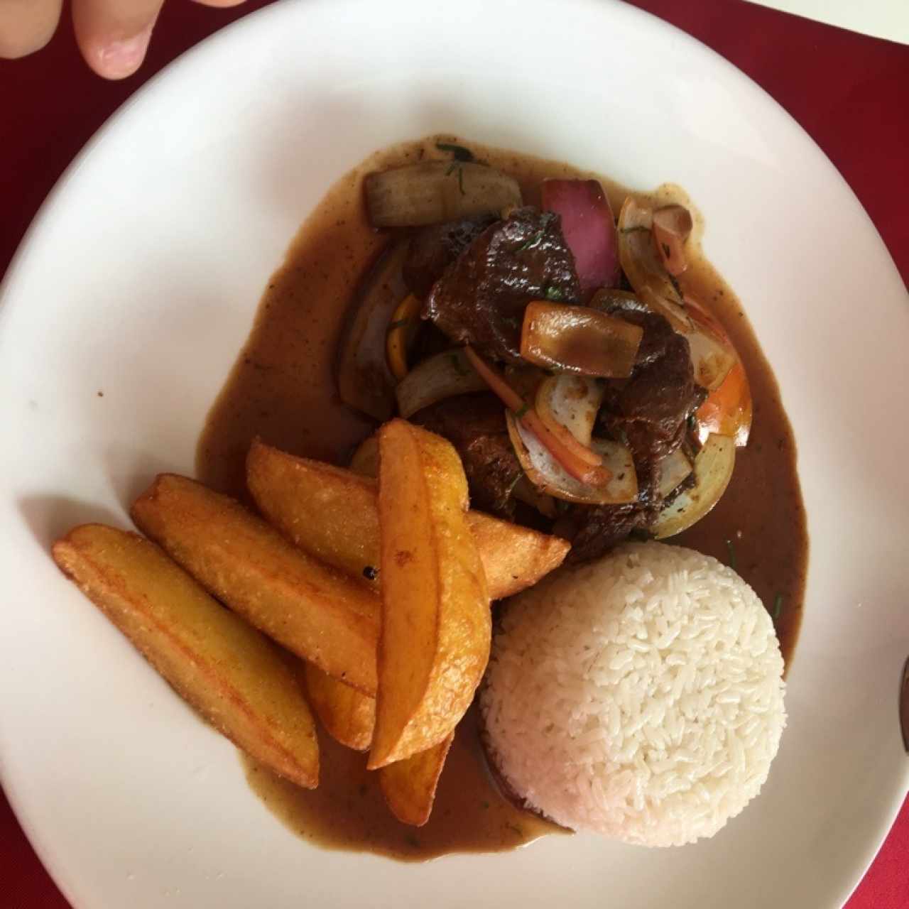 Lomo saltado