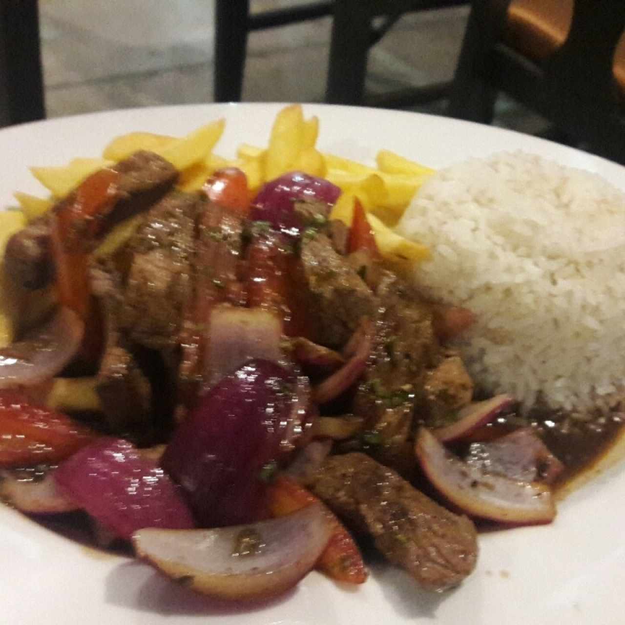 lomo saltado 