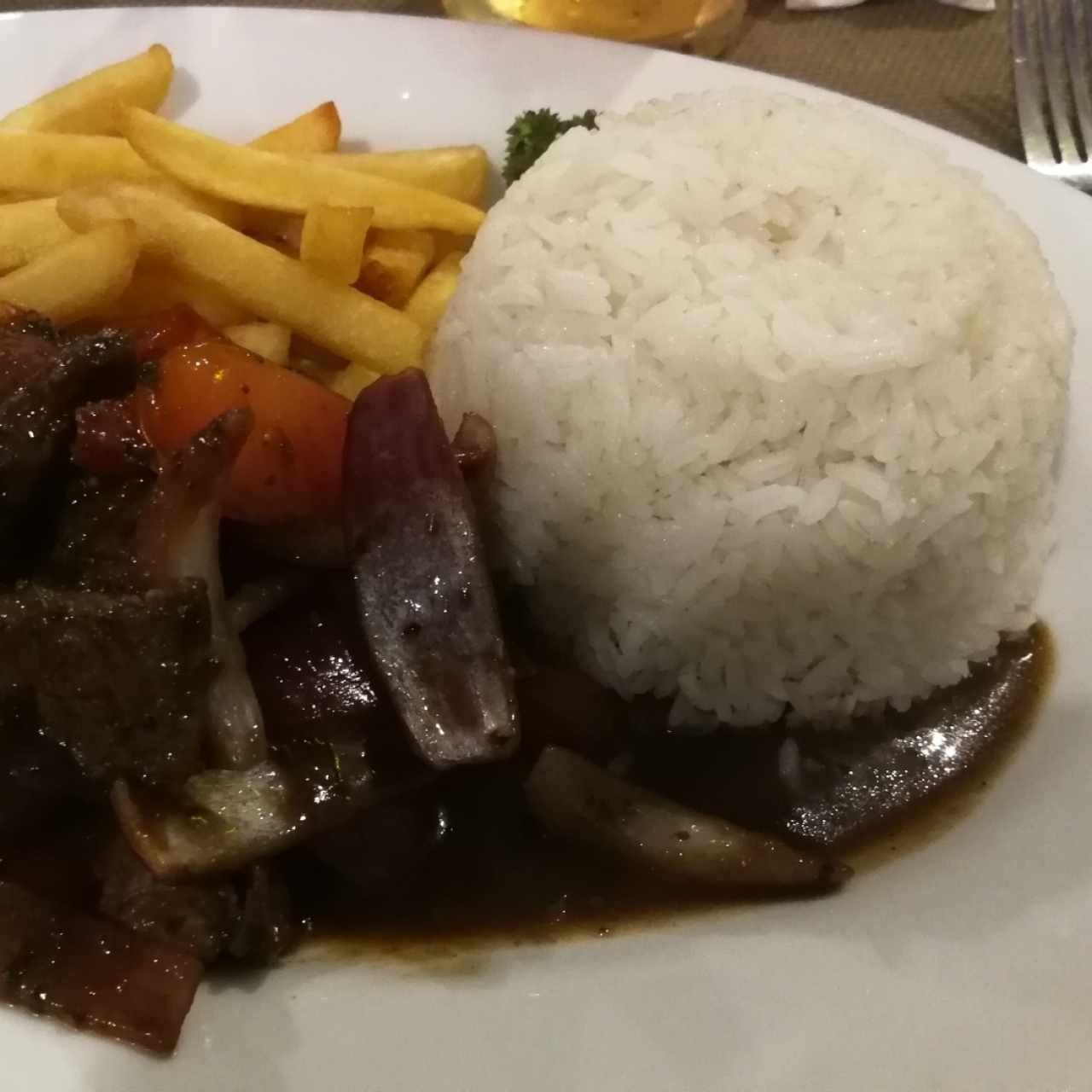 Lomo Saltado