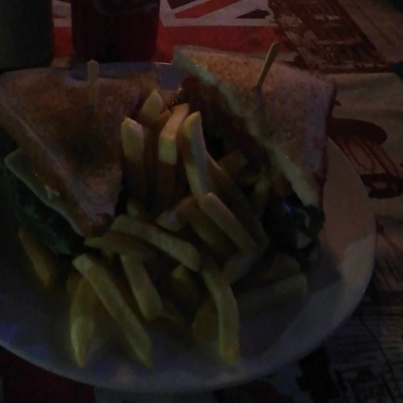 sandwich del club