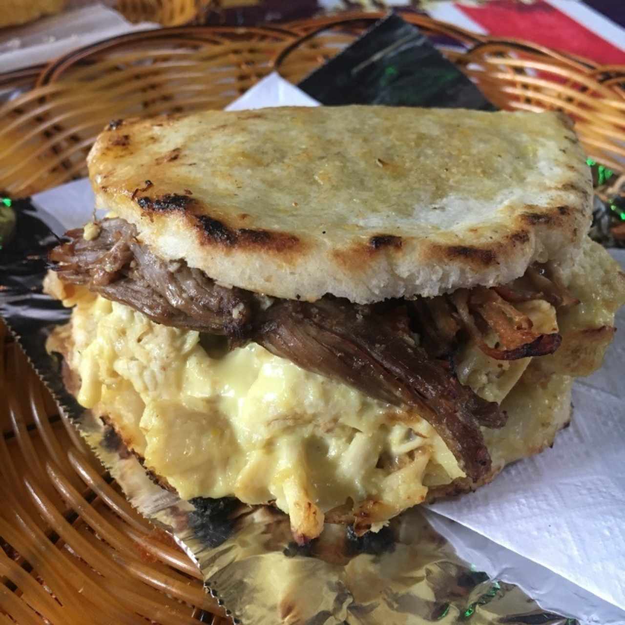 Arepa mixta sin jamón