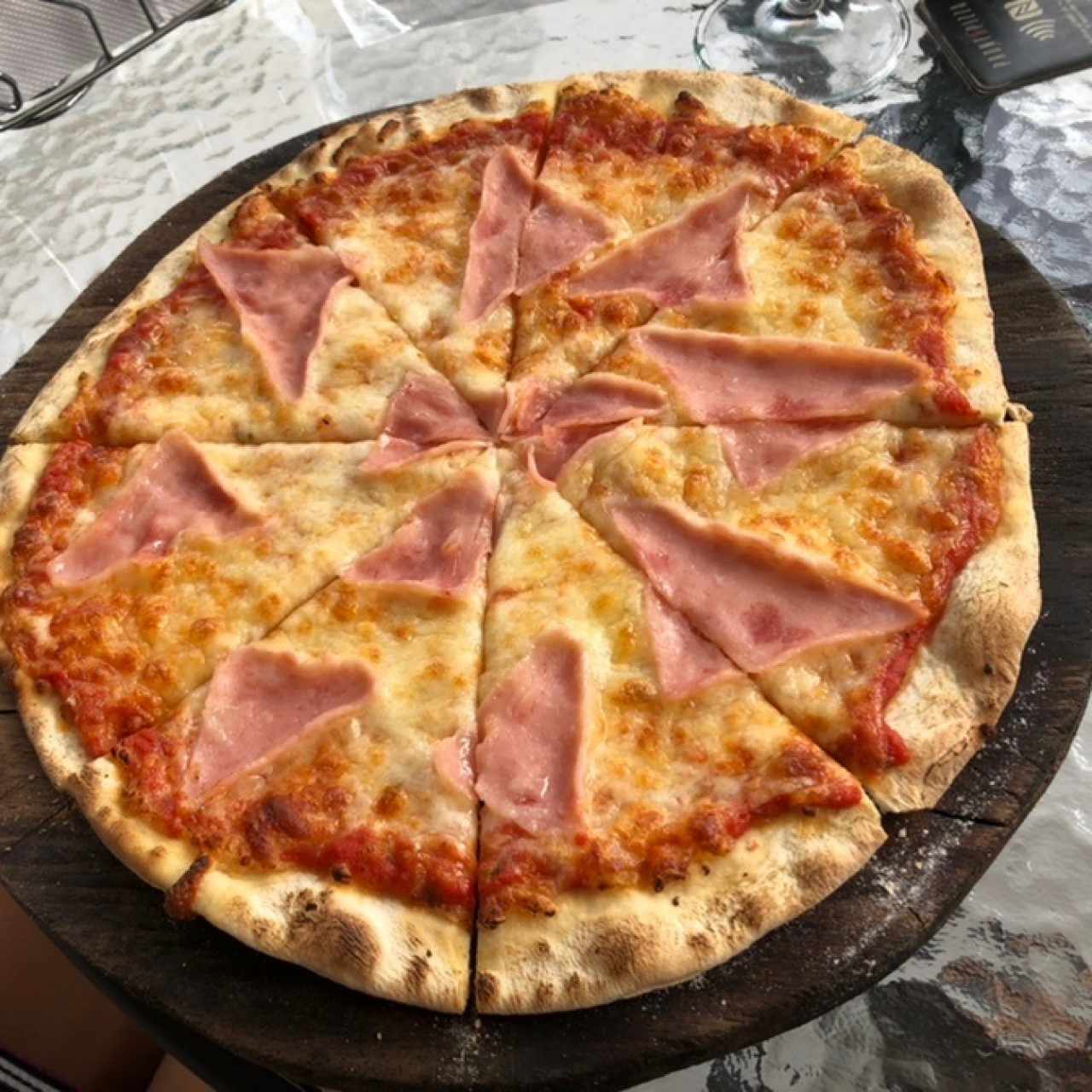 Pizza de jamón