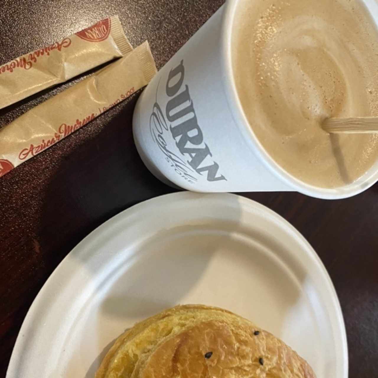 Combo de 1 Capuccino 12 oz +1 Pastelito de tu elección