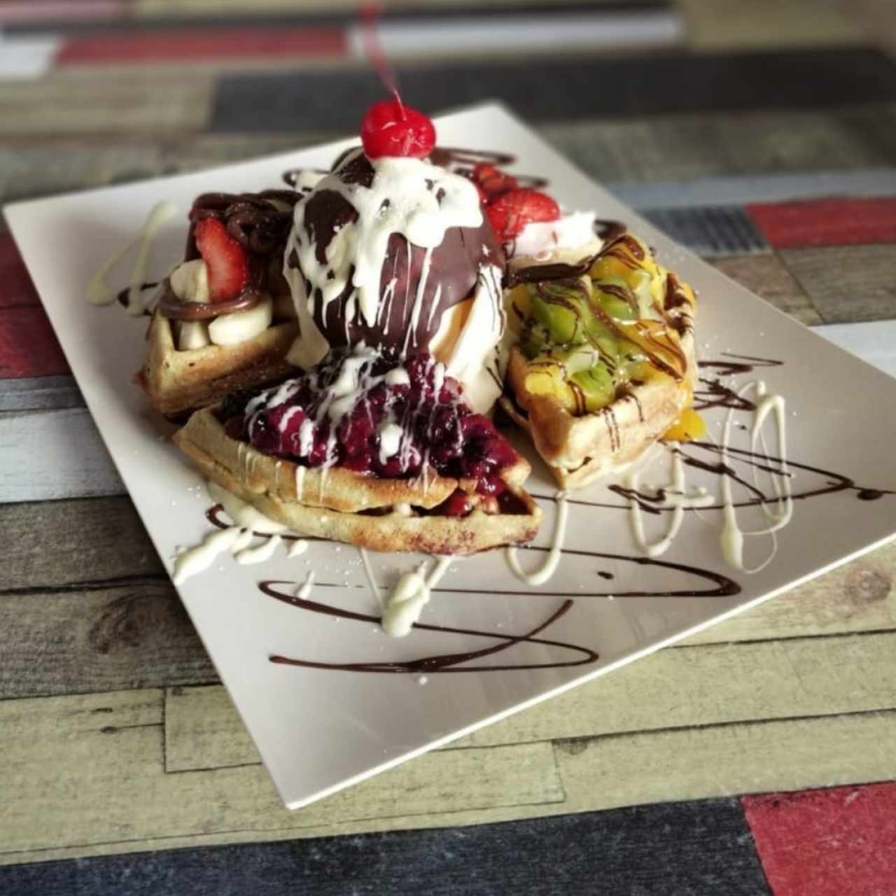 Waffle pizza