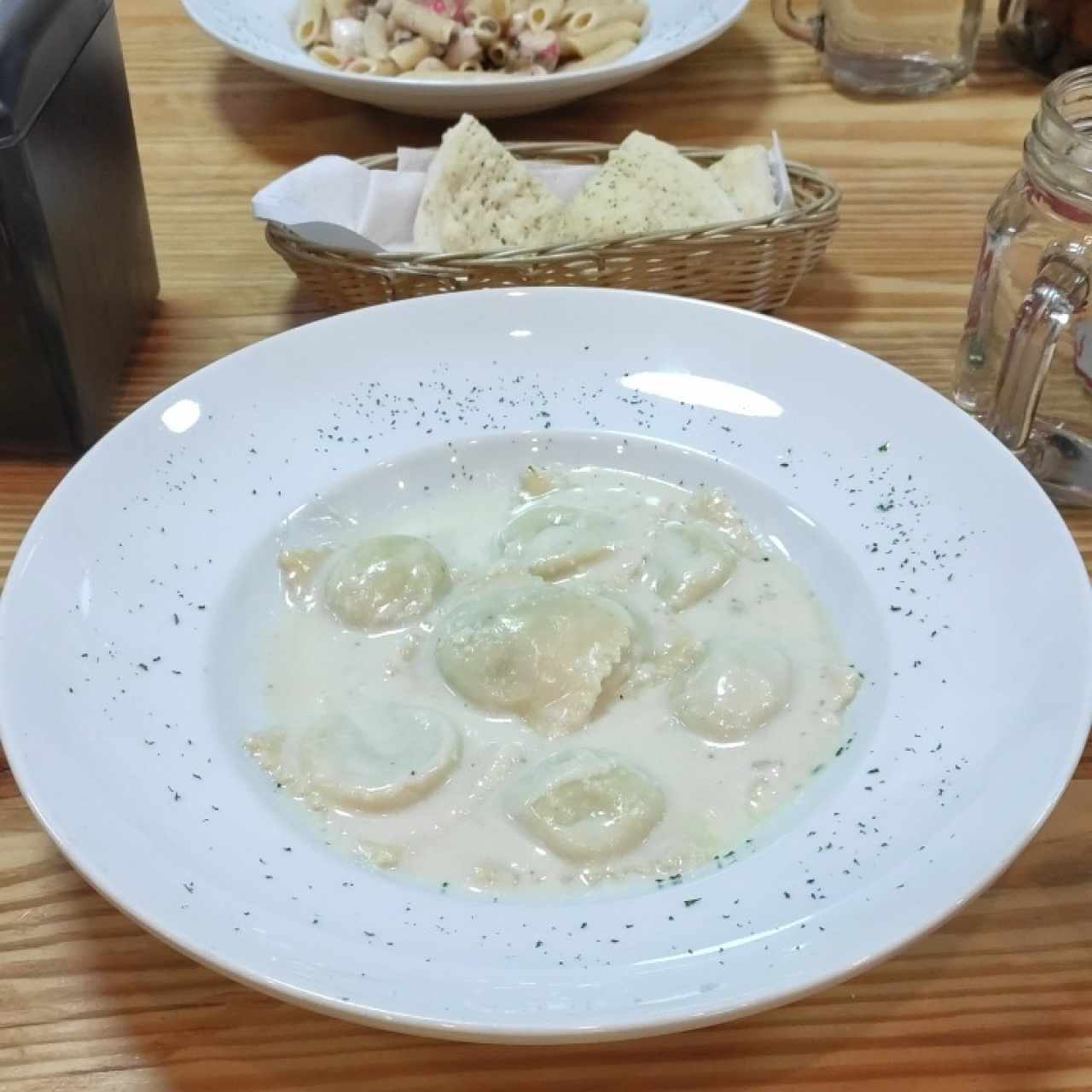 Ravioli Riccota y Espinaca